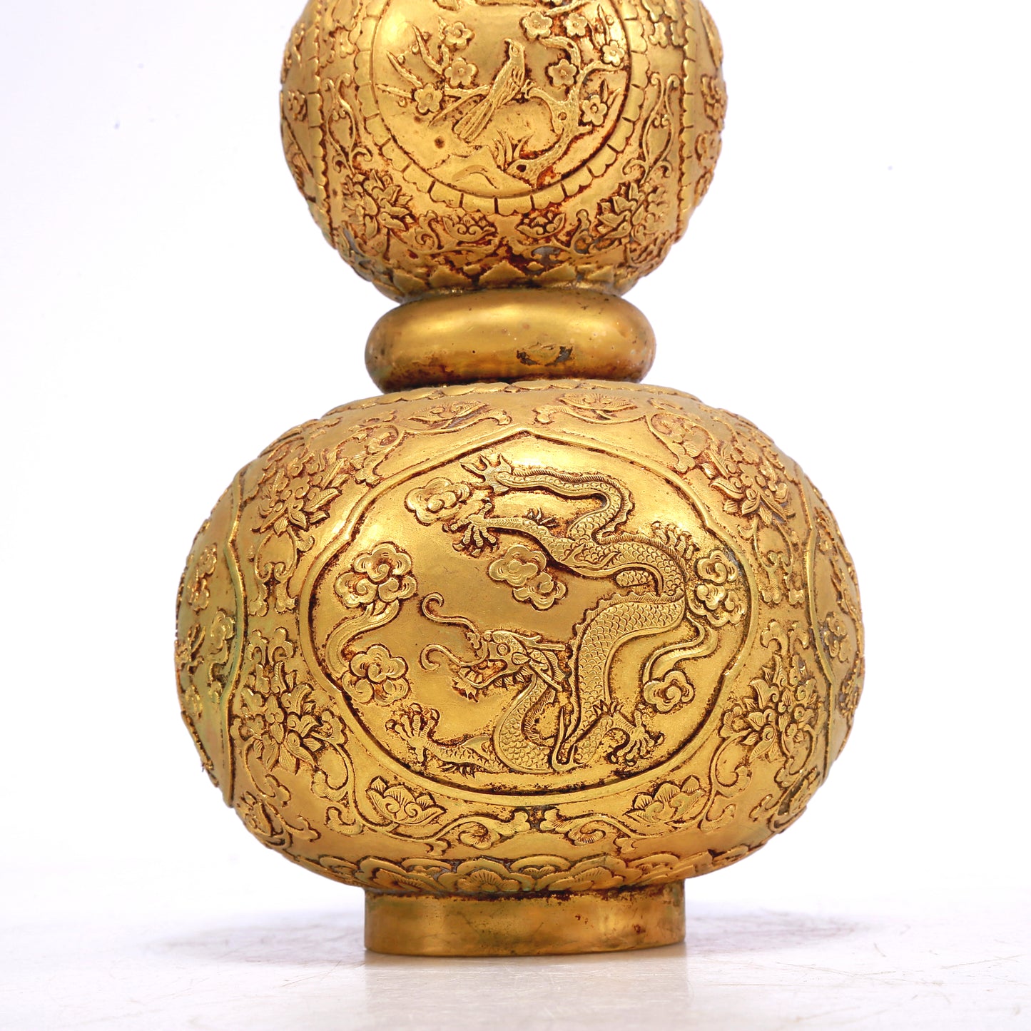 A Wonderful Gilt-Bronze 'Scrolling Lotus& Dragon' Gourd-Form Vase