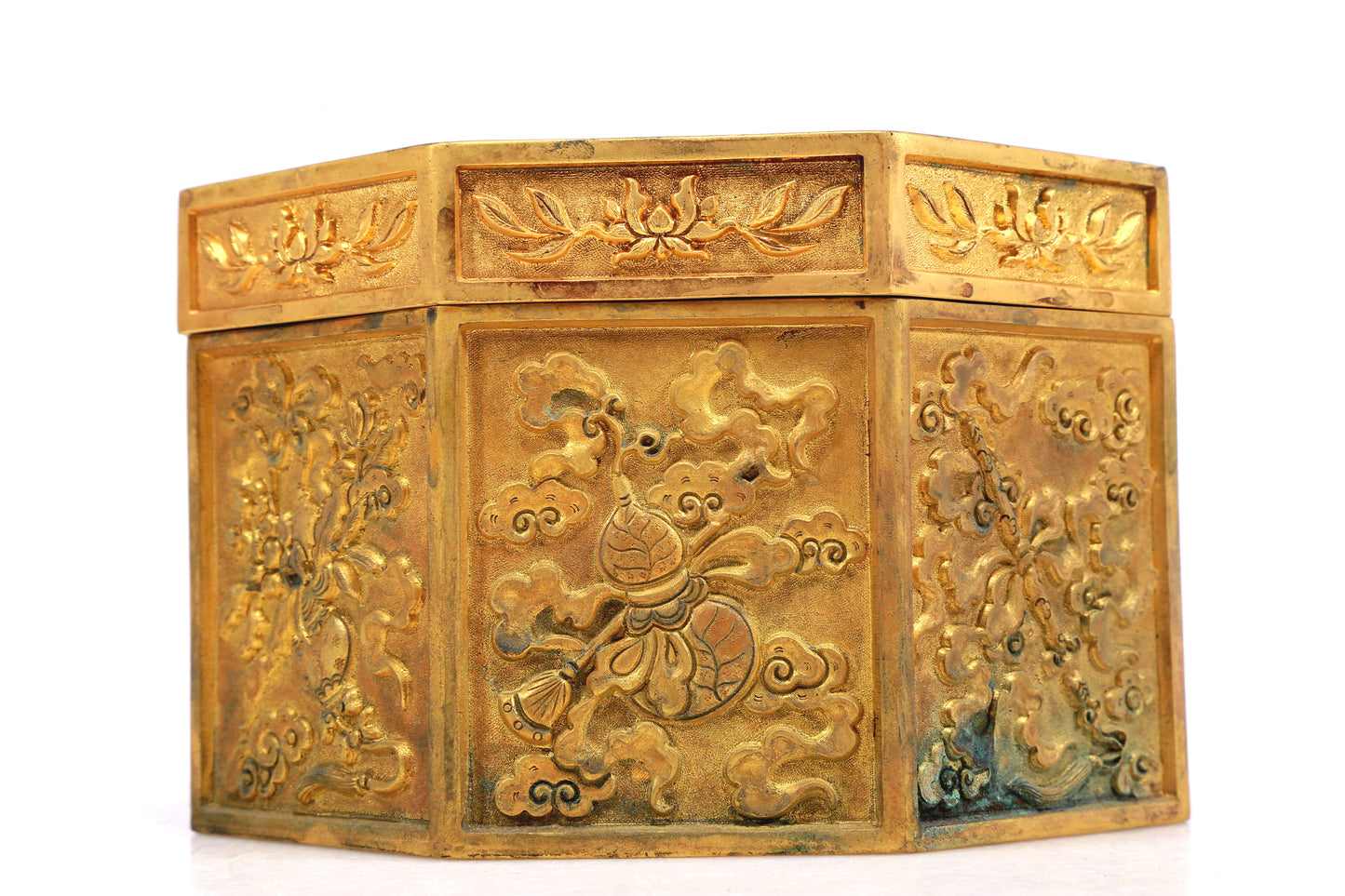 A Wonderful Gilt-Bronze 'Auspicious Cloud& Weapons Of The Eight Immortals' Box