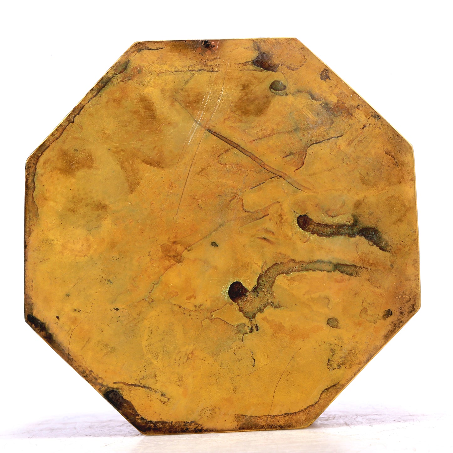 A Wonderful Gilt-Bronze 'Auspicious Cloud& Weapons Of The Eight Immortals' Box