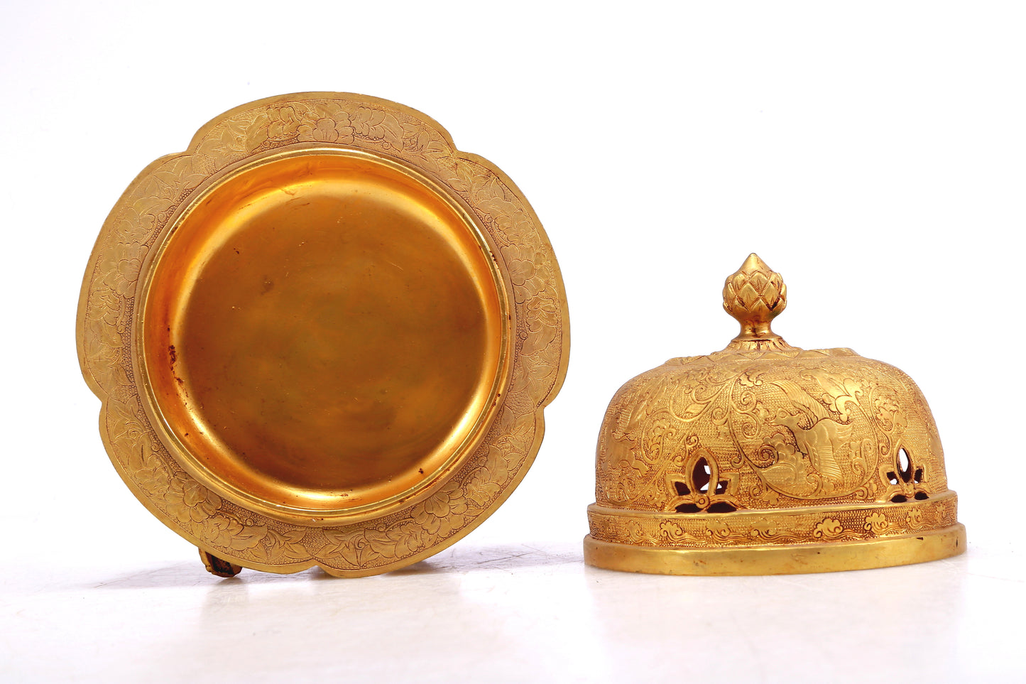 A Wonderful Gilt-Bronze 'Bodhisattva' Vase With Inscriptions