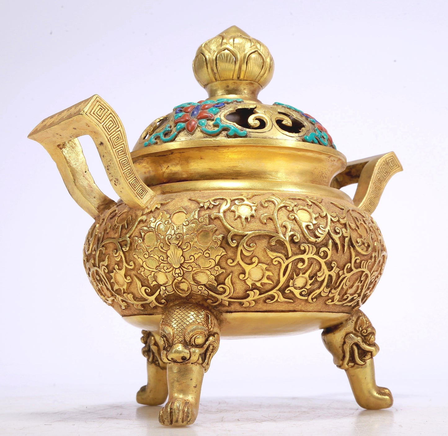 An Excellent Gilt-Bronze Gem-Inlaid 'Scrolling Lotus' Censer And Cover