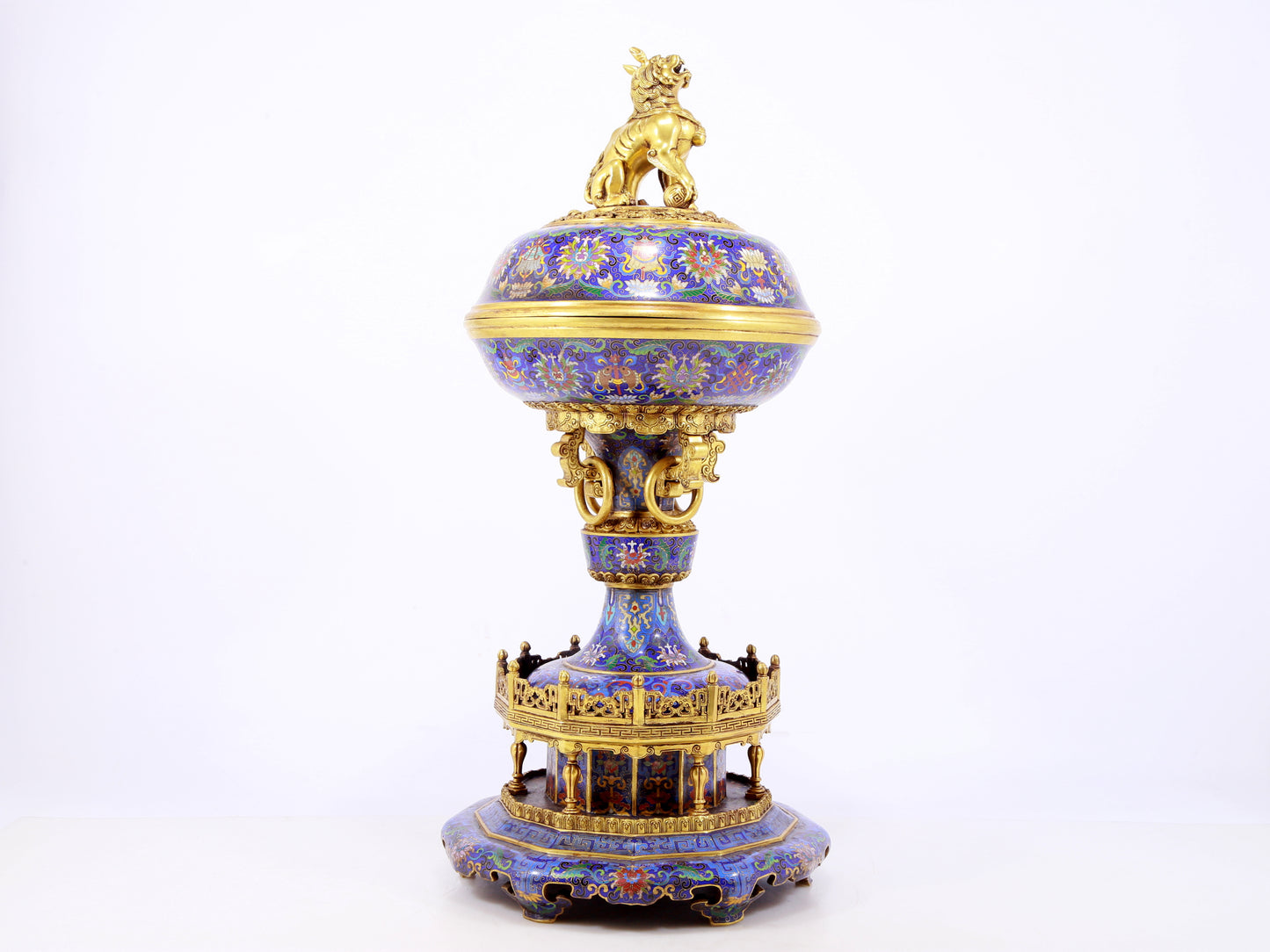 A perfect cloisonné 'lotus and Eight dharma-vessel' pattern box