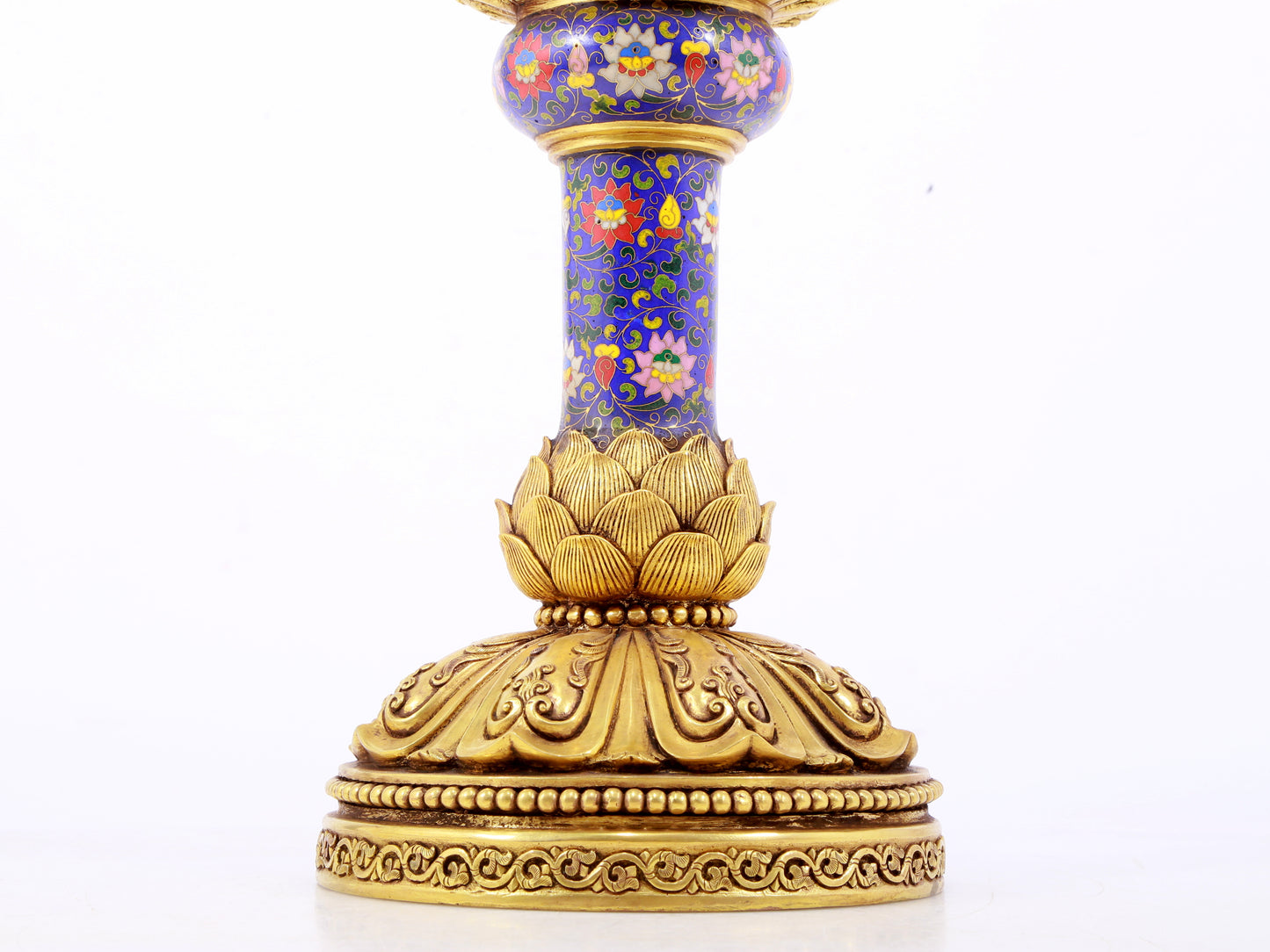 A pair of exquisite cloisonné censers with entwining branches and lotus patterns