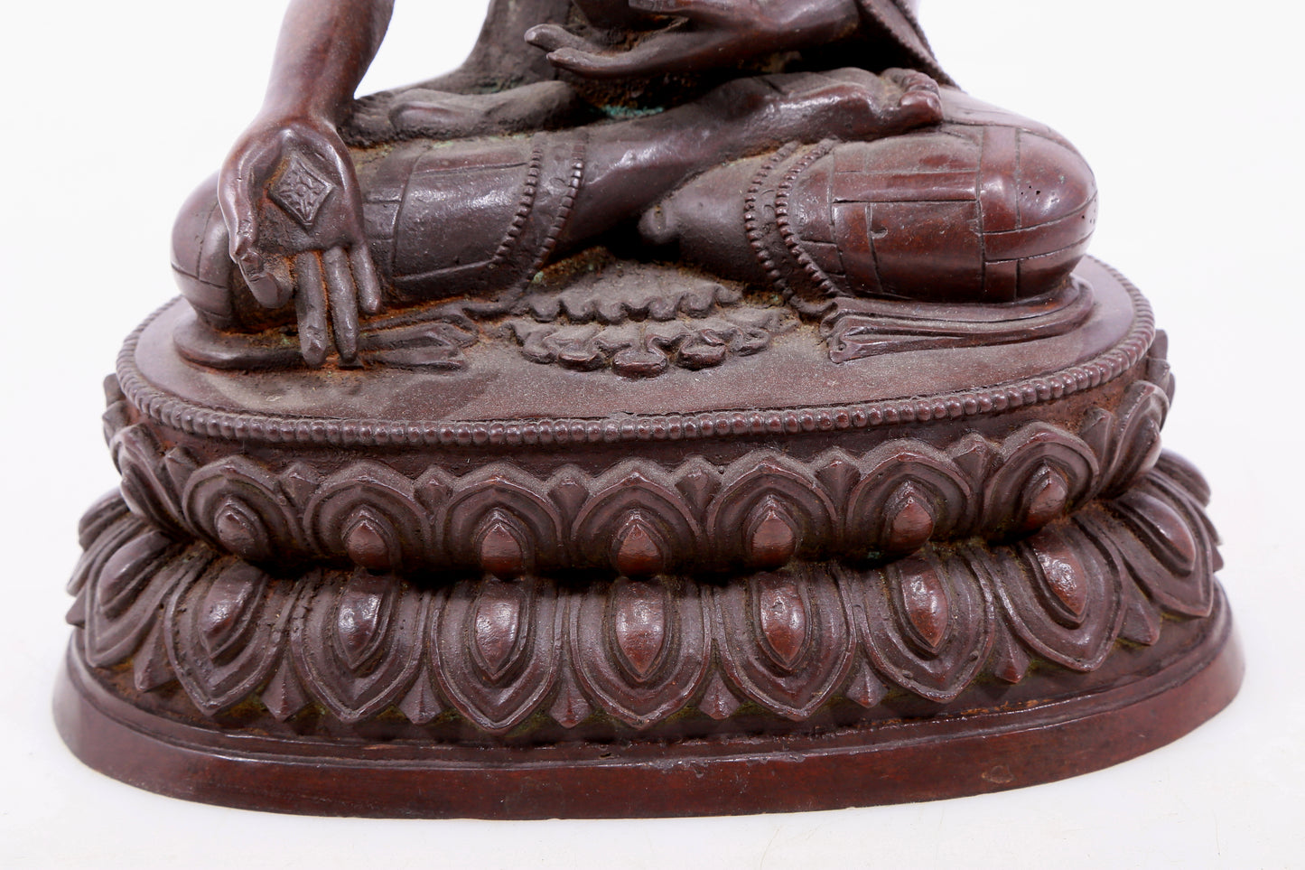 An Exquisite Bronze Figure Of Buddha Shakyamuni