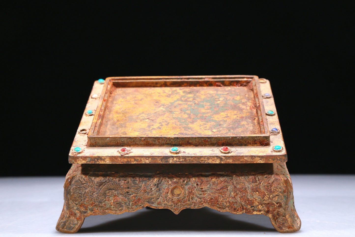 An Elaborate White Jade Gold-Mounted Blueing 'Dragon' Seal With A Gilt-Bronze 'Dragon' Stand