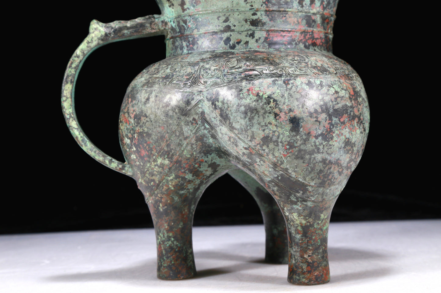 An Excellent Bronze 'Auspicious Beast' Tripod Cup With Inscriptions