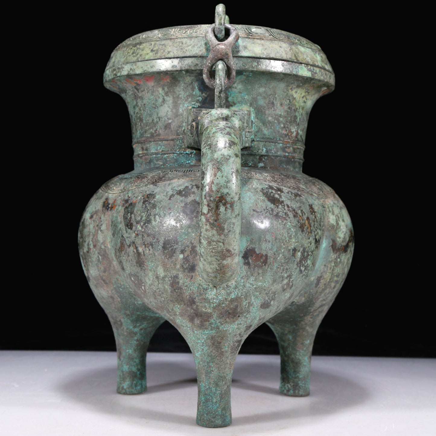 An Excellent Bronze 'Auspicious Beast' Tripod Ewer