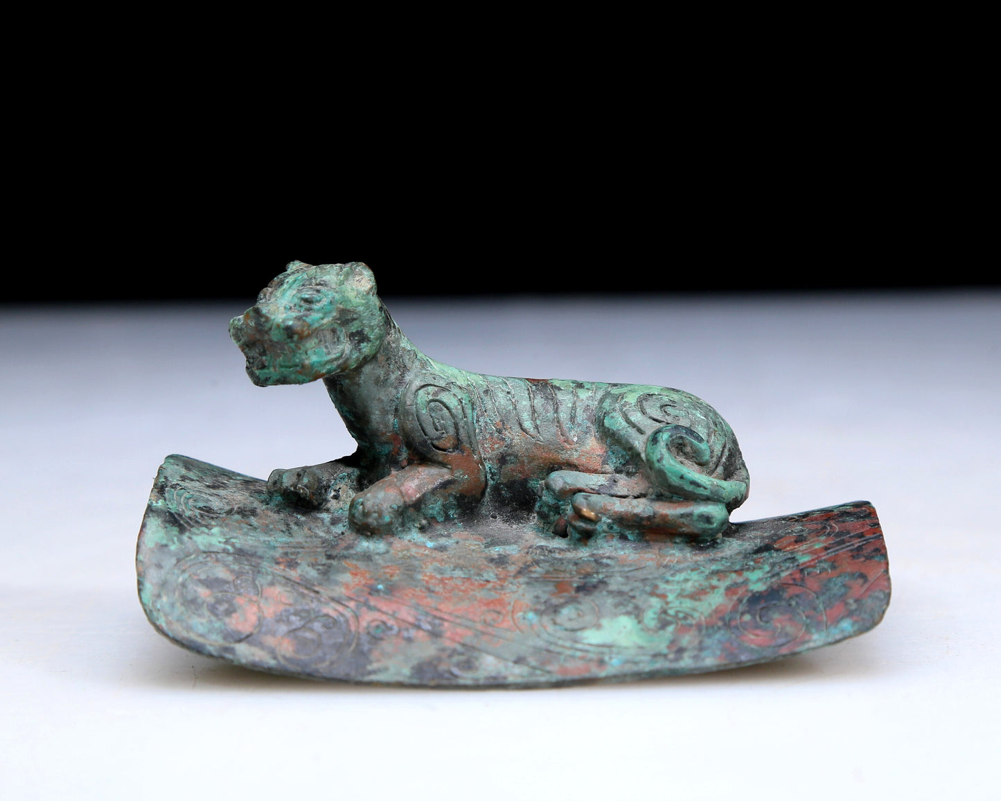 An Archaic Bronze Auspicious Beast-Form Jar With Inscriptions