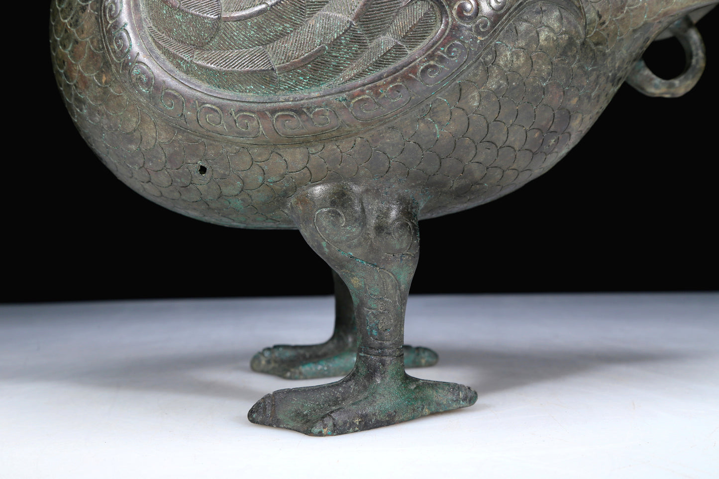 An Archaic Bronze Duck-Form Jar