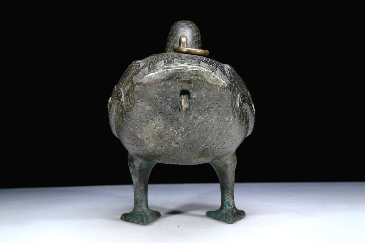 An Archaic Bronze Duck-Form Jar