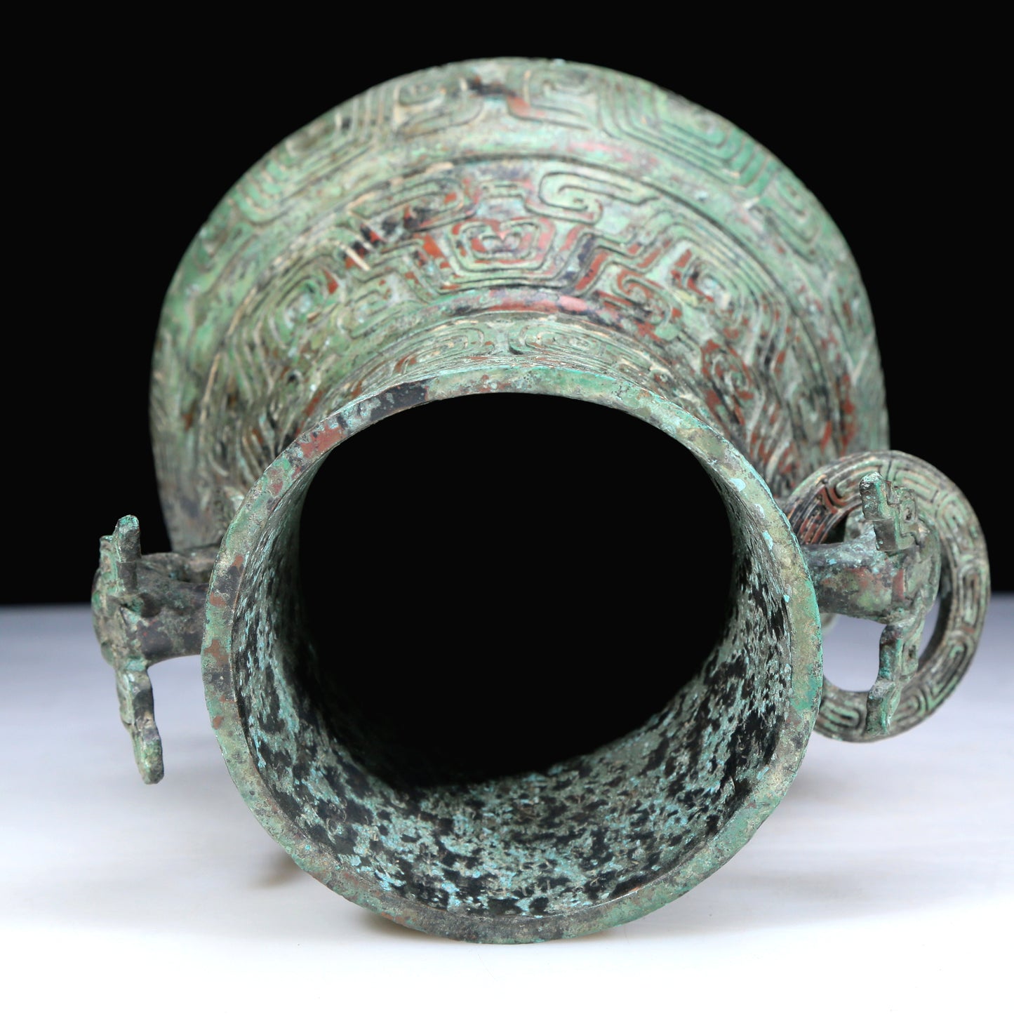 An Archaic Bronze 'Dragon' Vase And Cover With Inscriptions