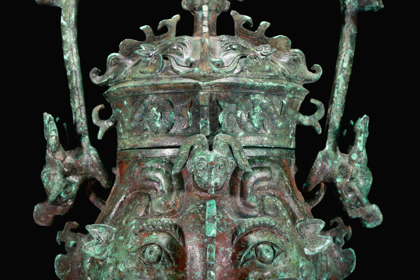 A Superb Bronze 'Auspicious Beast' Jar With Inscriptions