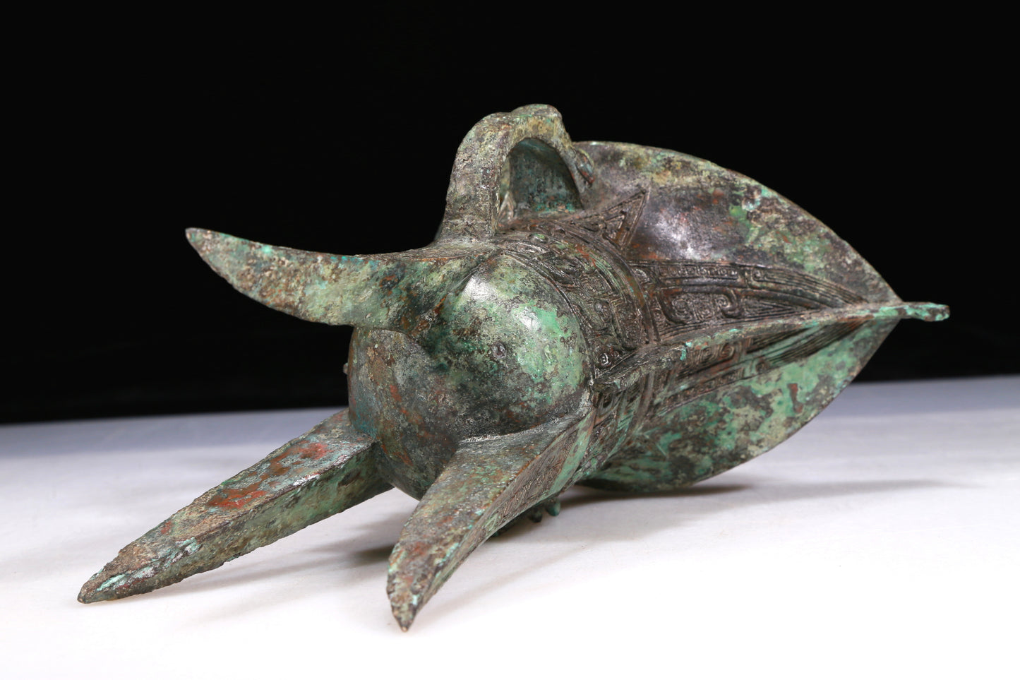 A Wonderful Bronze 'Animal Mask' Tripod Cup