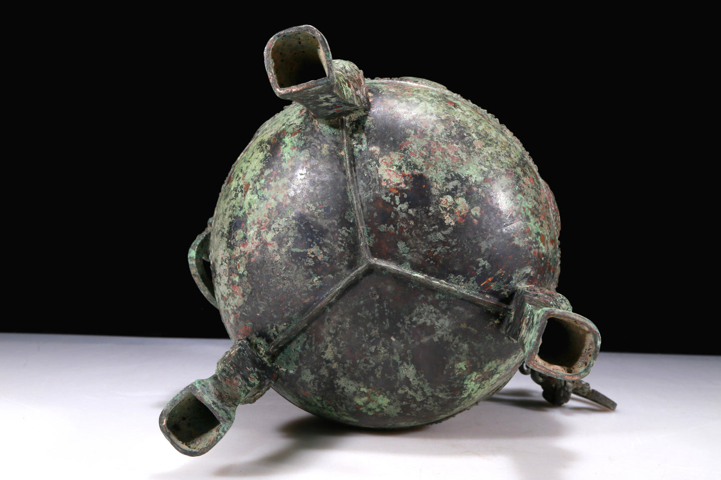 An Excellent Bronze 'Auspicious Beast' Tripod Jar With Inscriptions