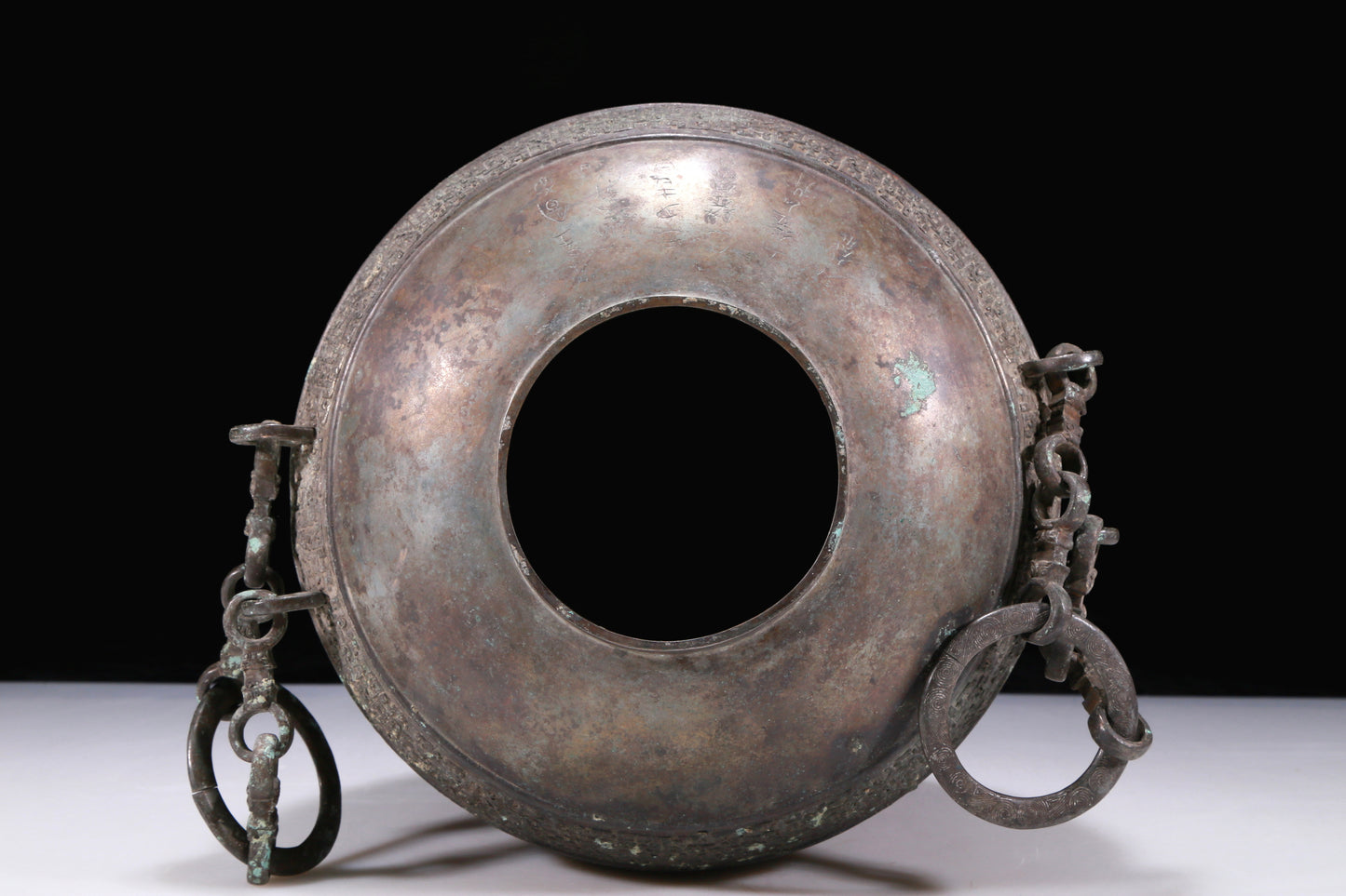 An Excellent Bronze 'Dragon' Jar With Inscriptions