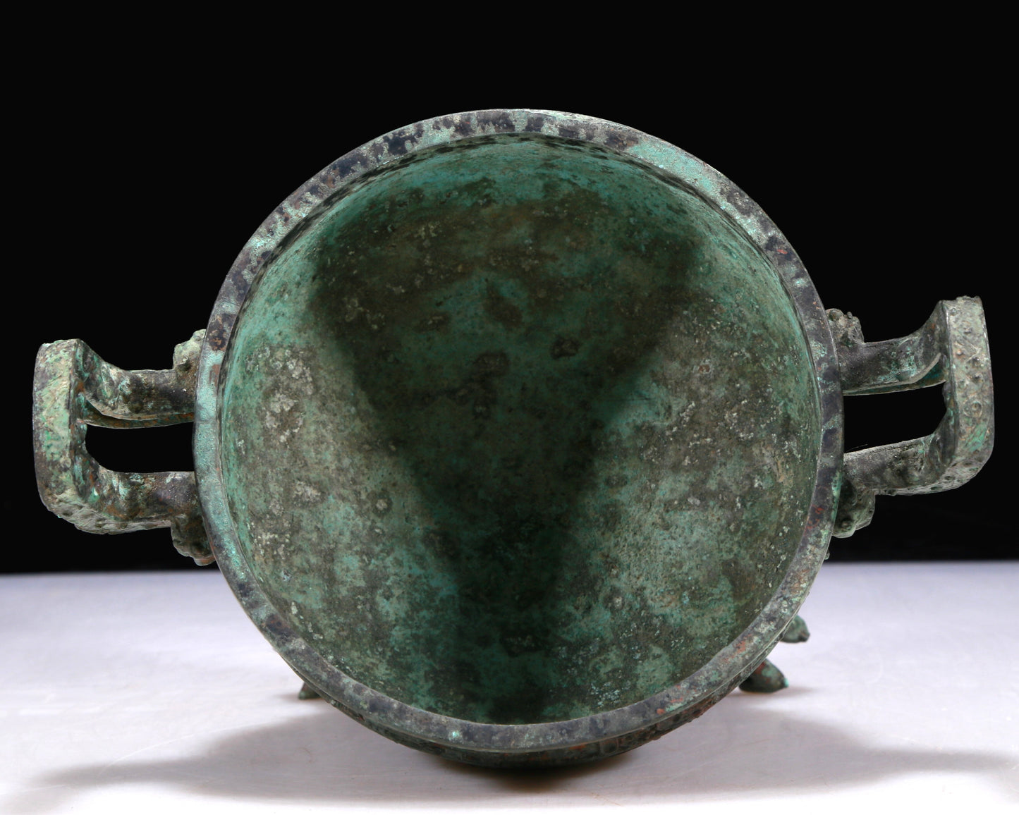 An Excellent Bronze 'Auspicious Beast' Tripod Censer And Cover