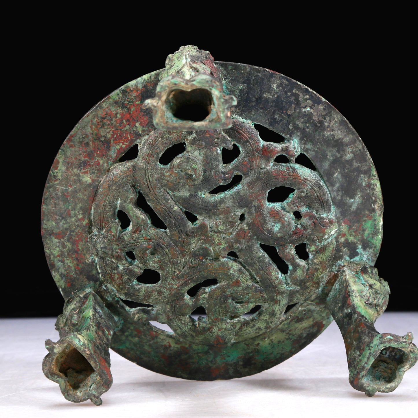 An Excellent Bronze 'Auspicious Beast' Tripod Censer And Cover