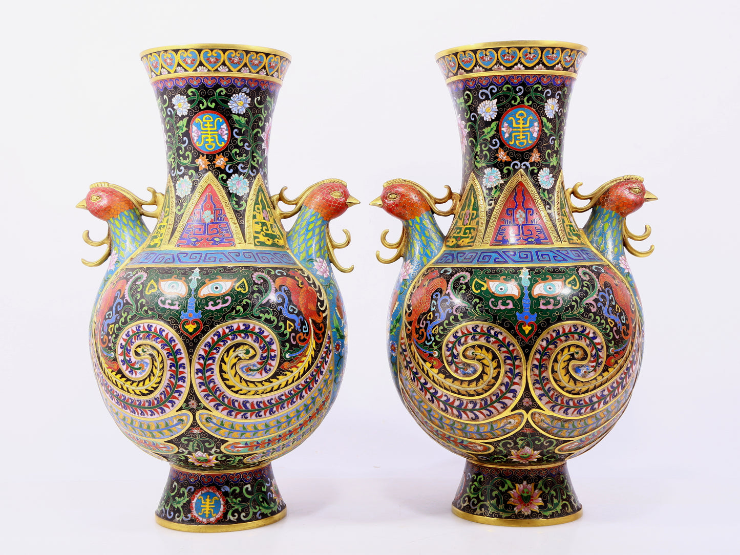 A pair of cloisonne flower-patterned phoenix-ear vases
