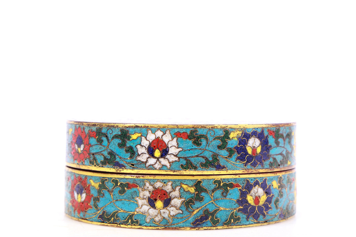 A cloisonné pomegranate pattern box