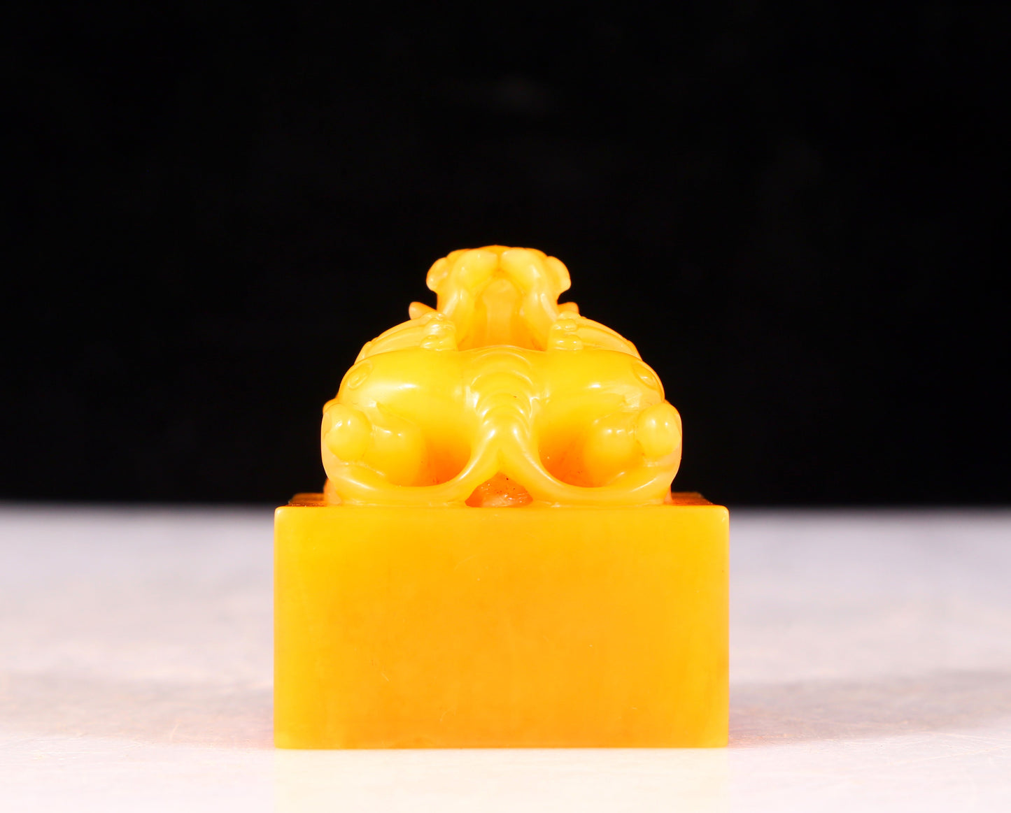 An exquisite Tianhuang stone auspicious animal seal