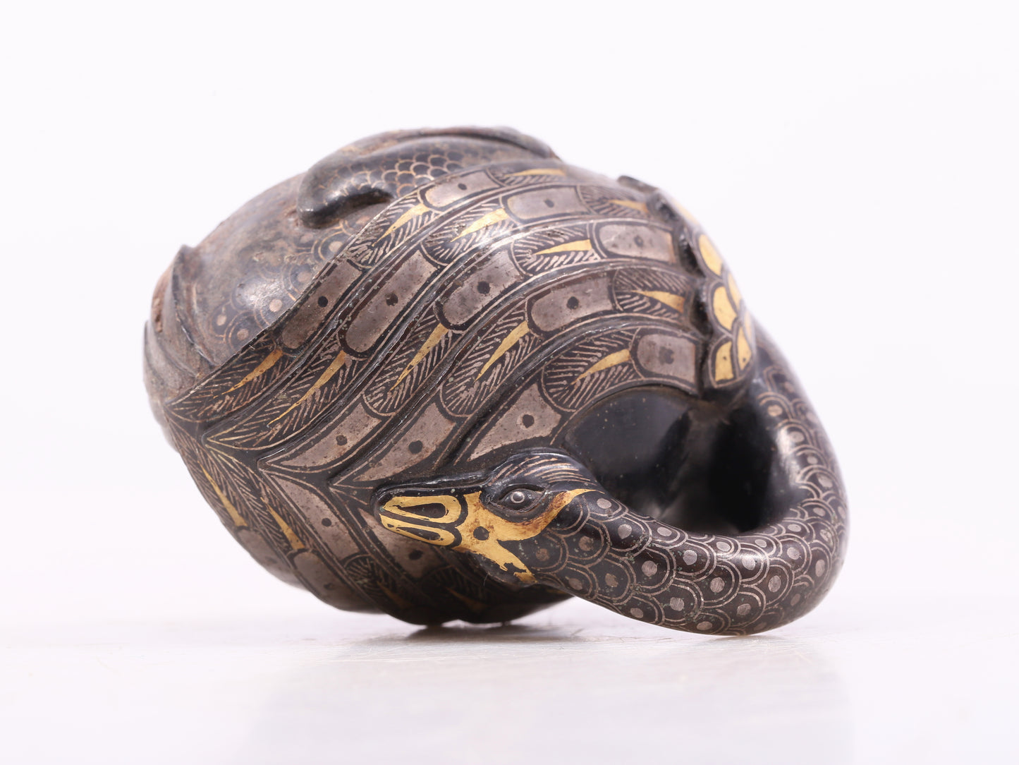 An Archaic Bronze Gold& Silver-Inlaid Swan