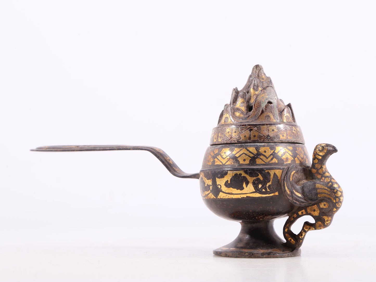 An exquisite bronze censer with gold and silver phoenix and floral patterns