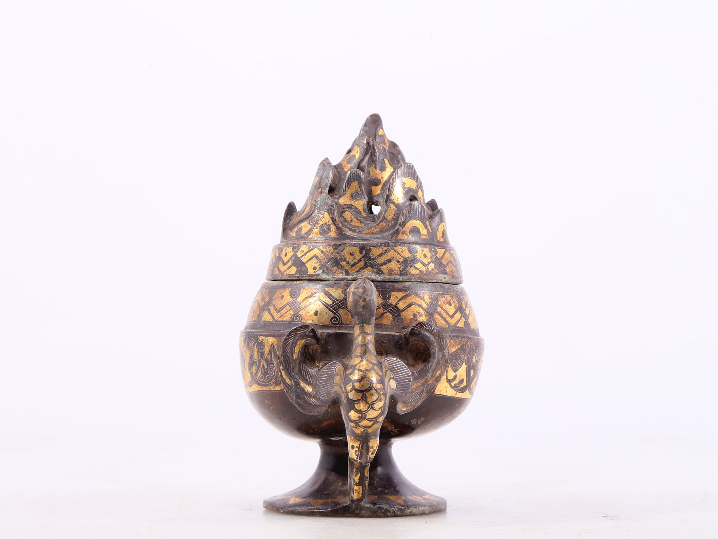 An exquisite bronze censer with gold and silver phoenix and floral patterns