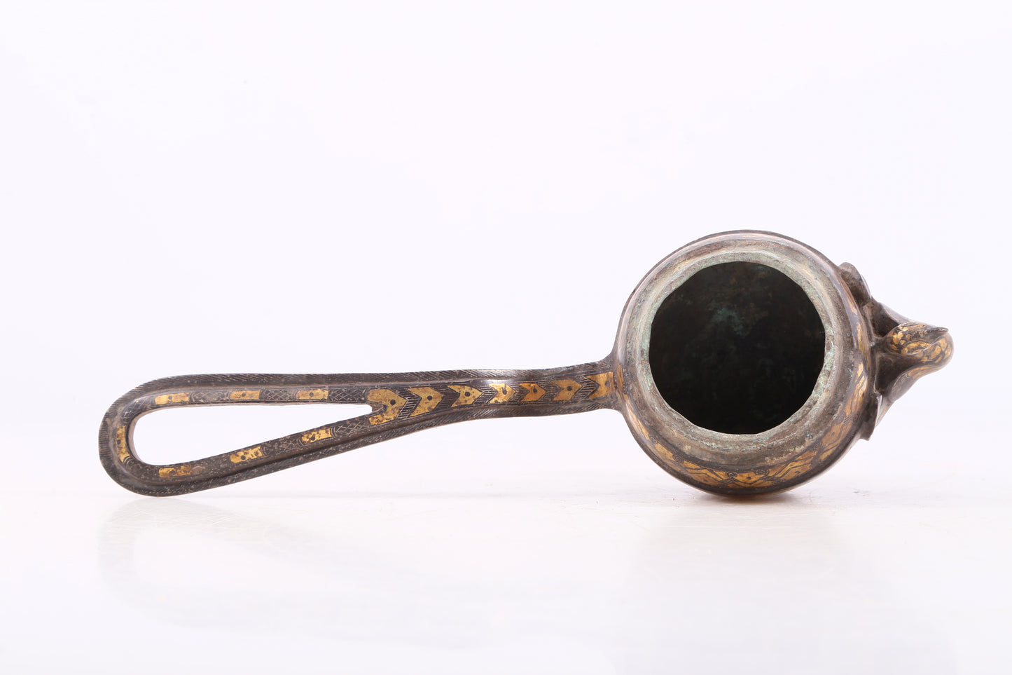 An exquisite bronze censer with gold and silver phoenix and floral patterns