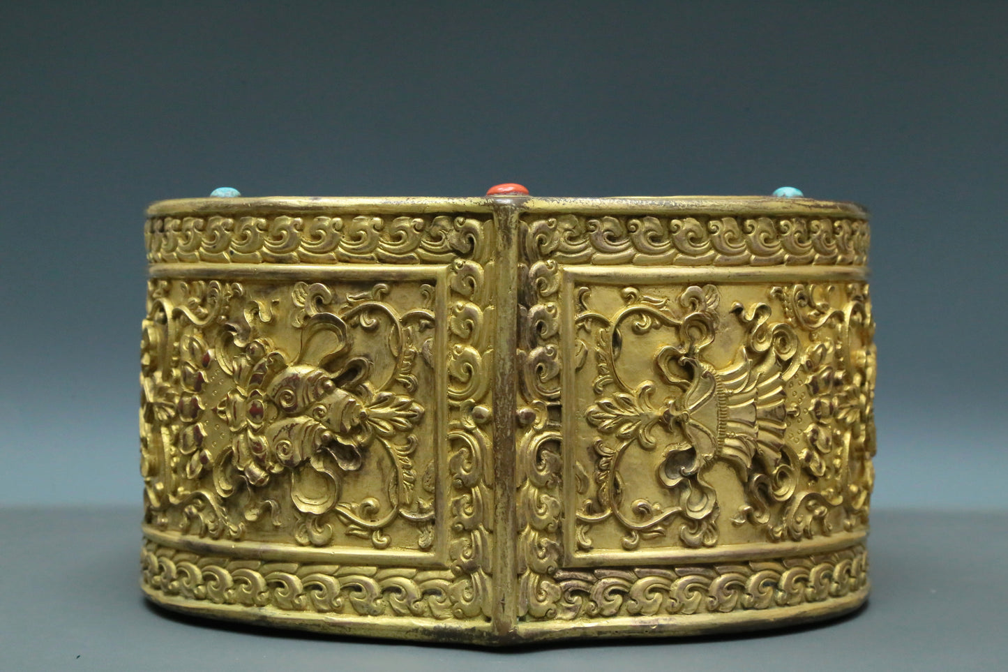 A Wonderful Alloy Copper Silver-Inlaid Figure Of Kubera And A Gilt-Bronze 'Weapons Of The Eight Immortals' Buddhist Shrine With Inscriptions