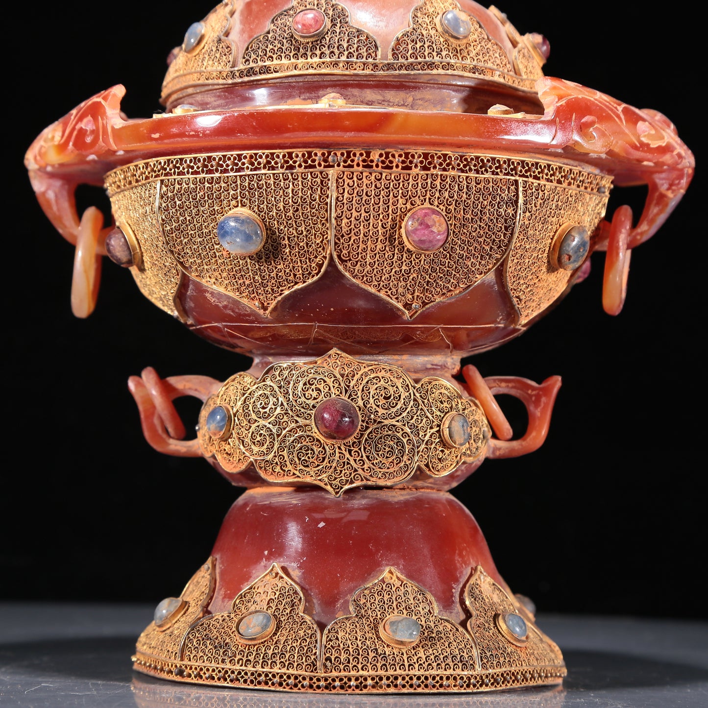 A Magnificent Agate Gold-Mounted Gem-Inlaid Flower-Handled Censer