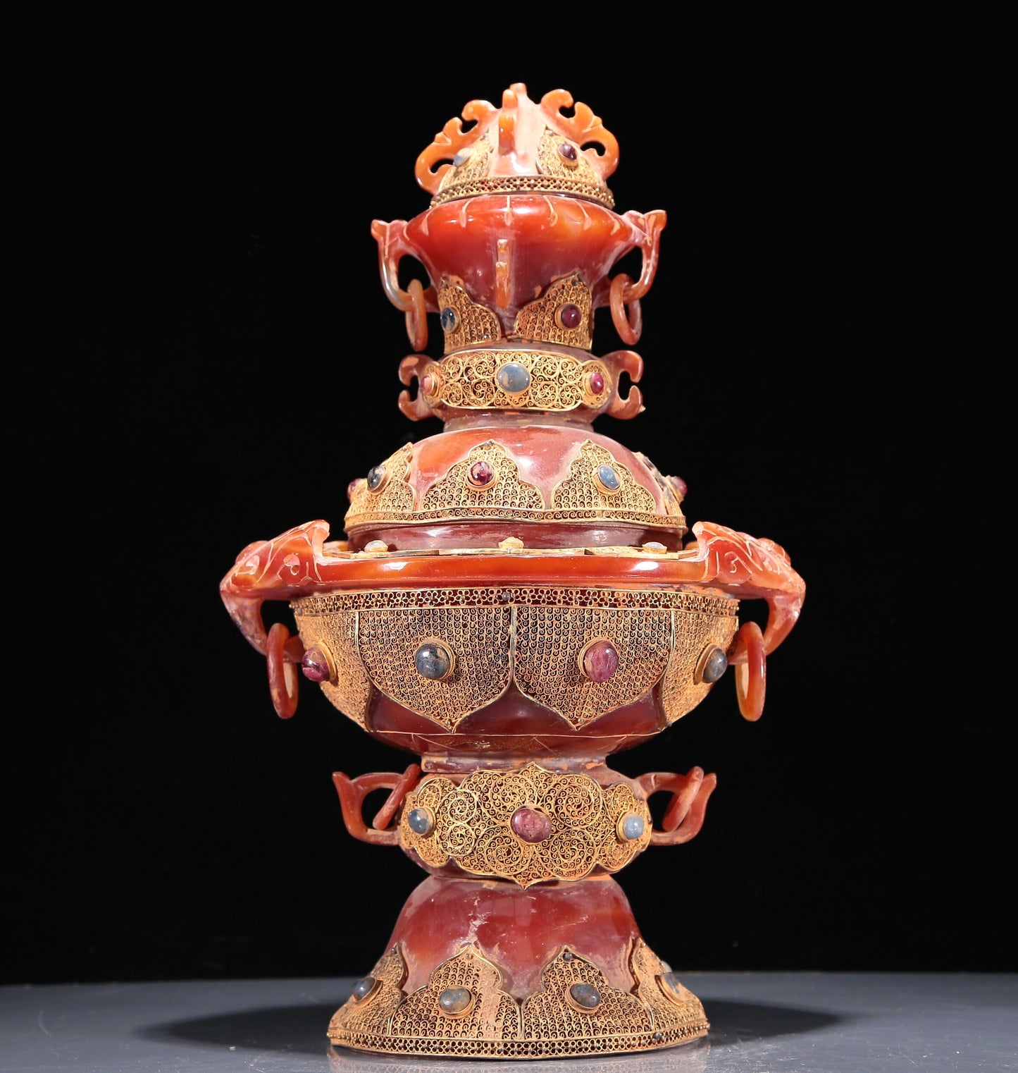 A Magnificent Agate Gold-Mounted Gem-Inlaid Flower-Handled Censer