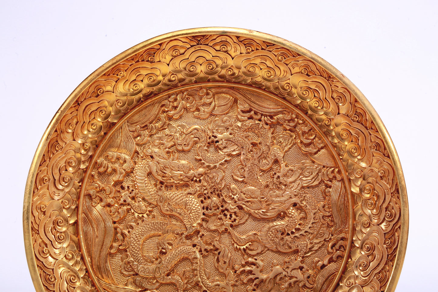 A Wonderful Gilt-Bronze 'Dragon& Auspicious Cloud' Dish
