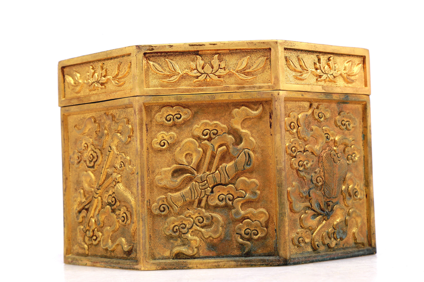A Wonderful Gilt-Bronze 'Auspicious Cloud& Weapons Of The Eight Immortals' Box