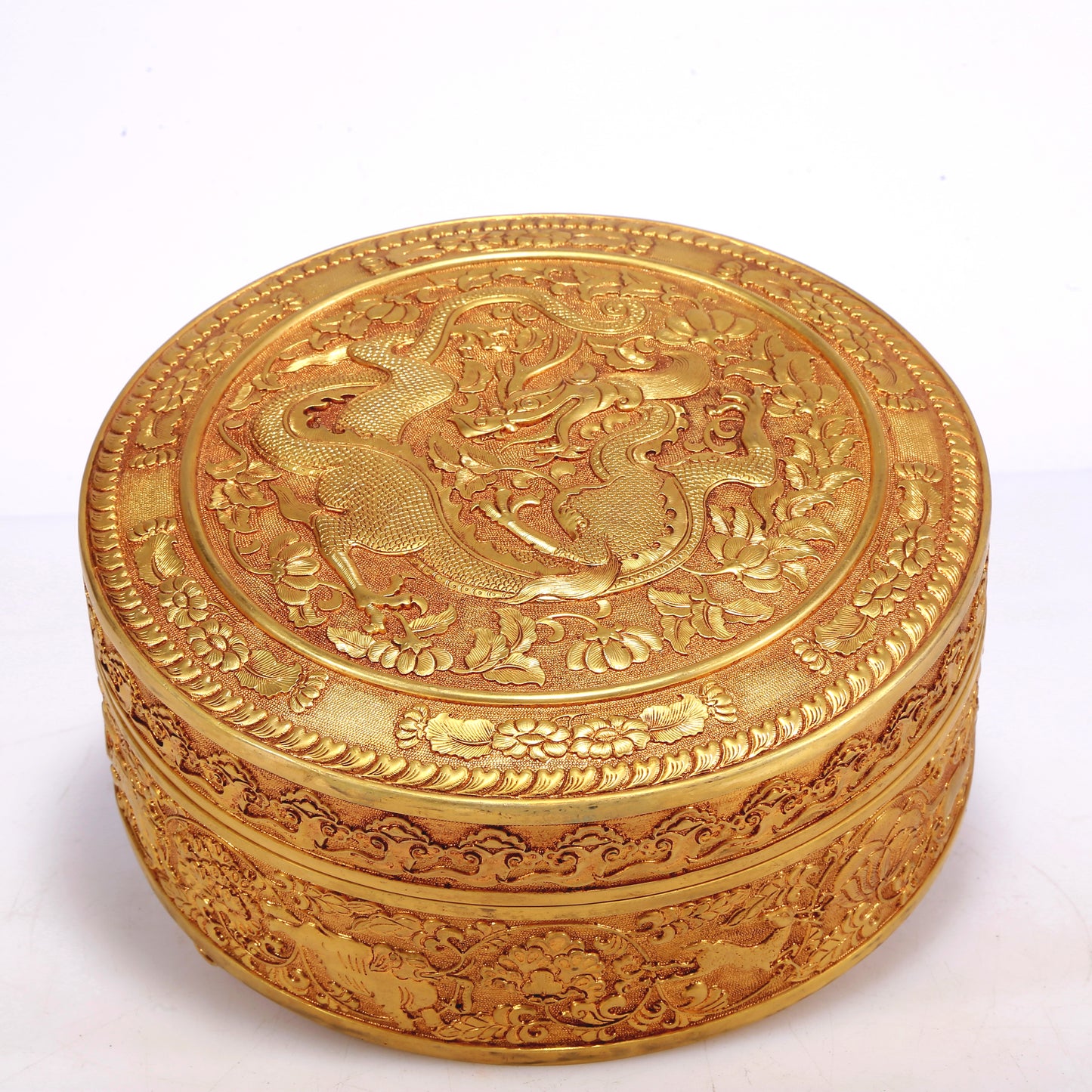 A Wonderful Gilt-Bronze 'Scrolling Lotus& Dragon' Tripod Box