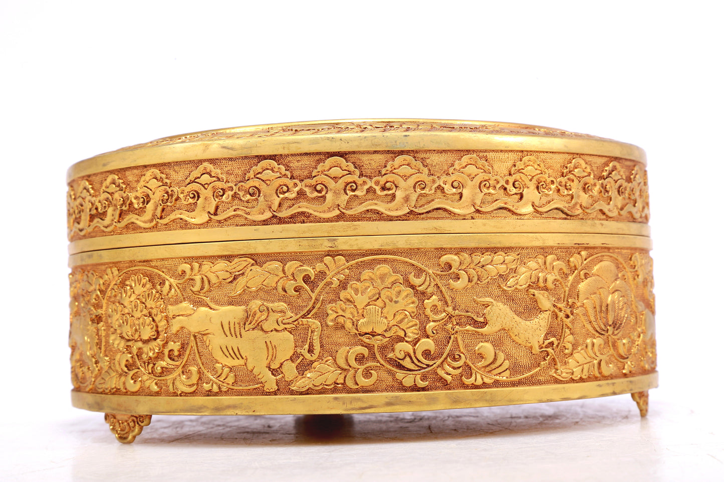 A Wonderful Gilt-Bronze 'Scrolling Lotus& Dragon' Tripod Box