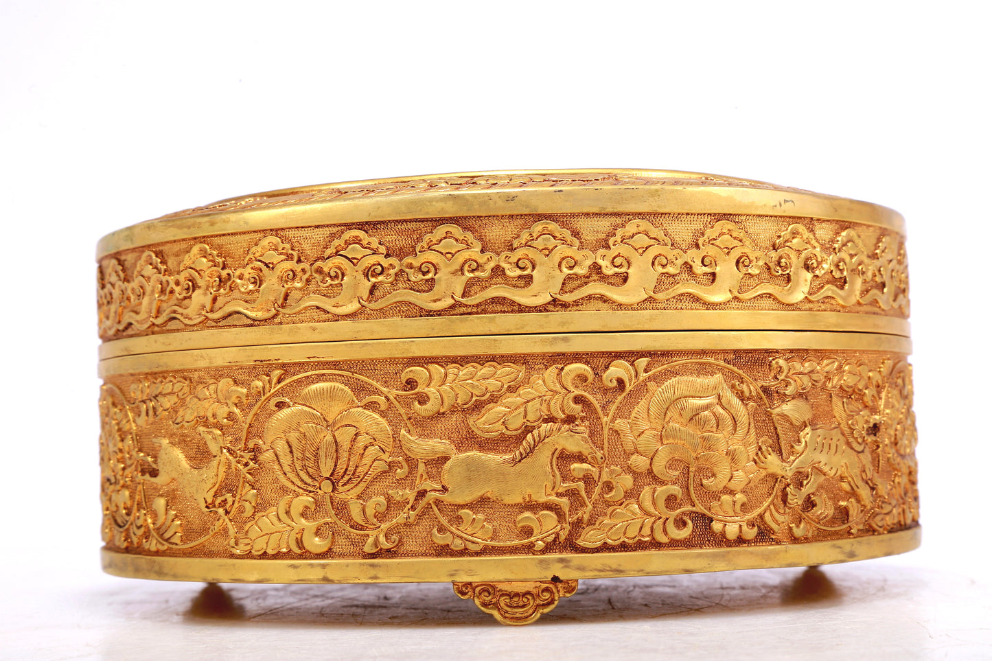 A Wonderful Gilt-Bronze 'Scrolling Lotus& Dragon' Tripod Box