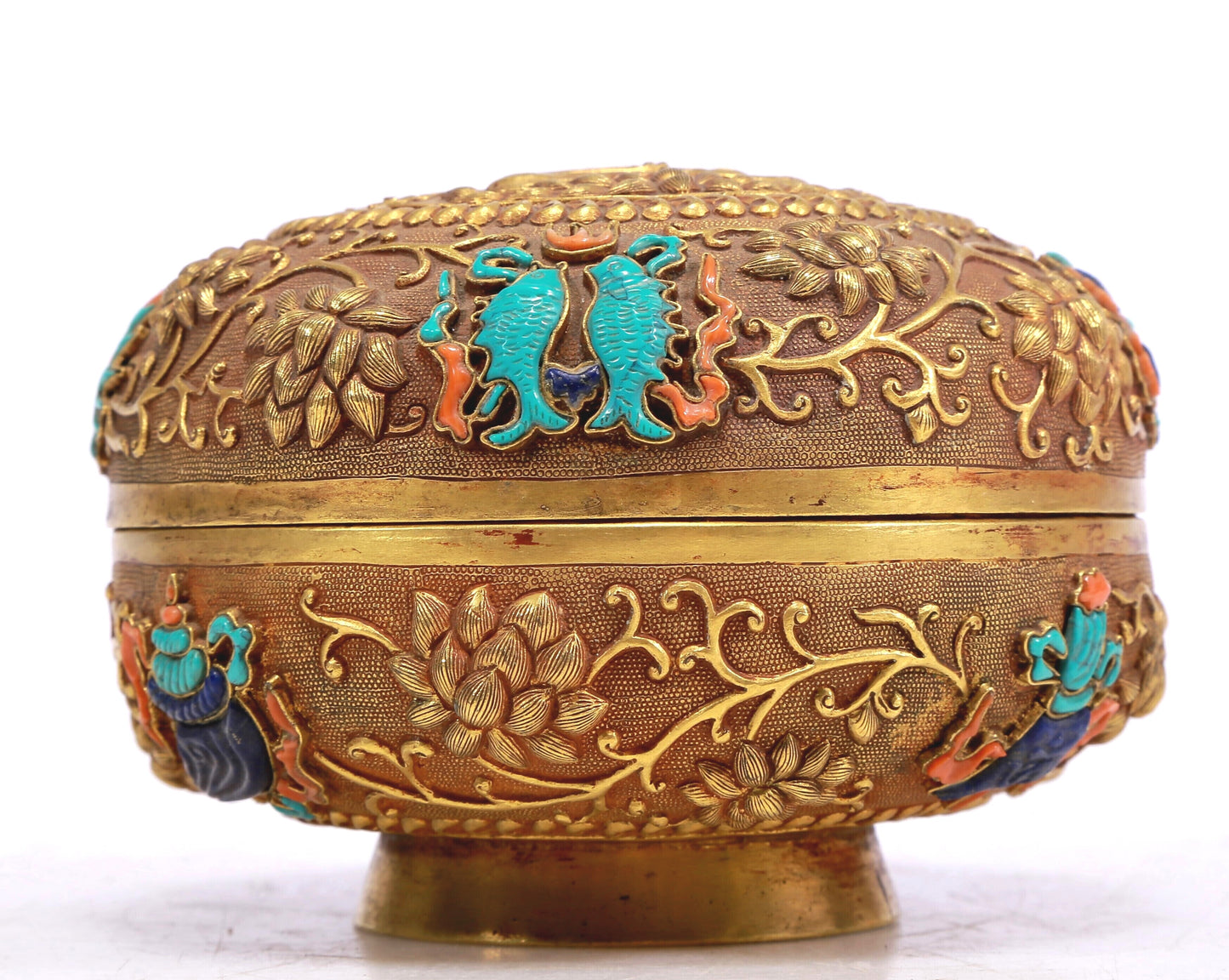 A Fantastic Gilt-Bronze Gem-Inlaid 'Scrolling Lotus& Buddha Shakyamuni' Box