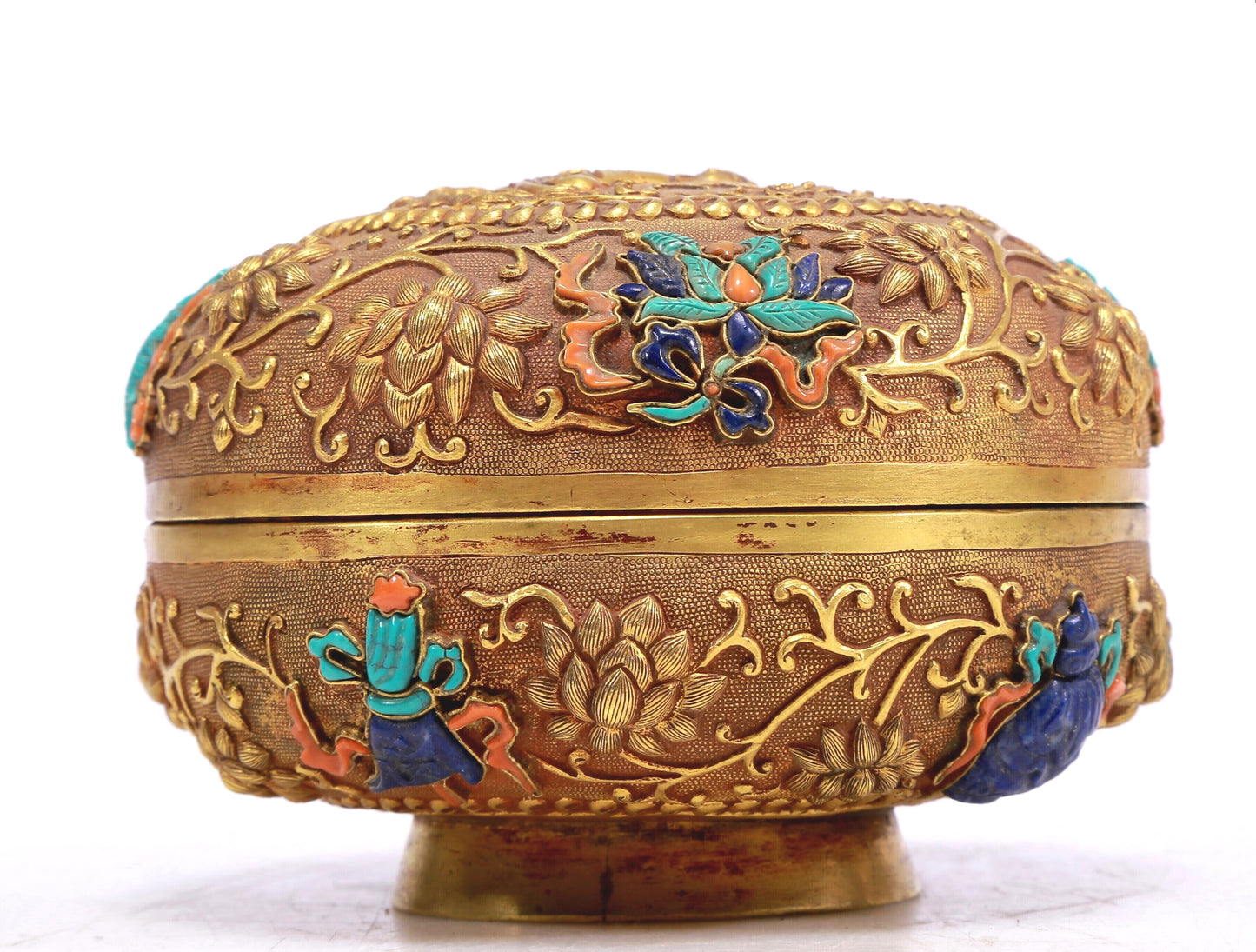 A Fantastic Gilt-Bronze Gem-Inlaid 'Scrolling Lotus& Buddha Shakyamuni' Box