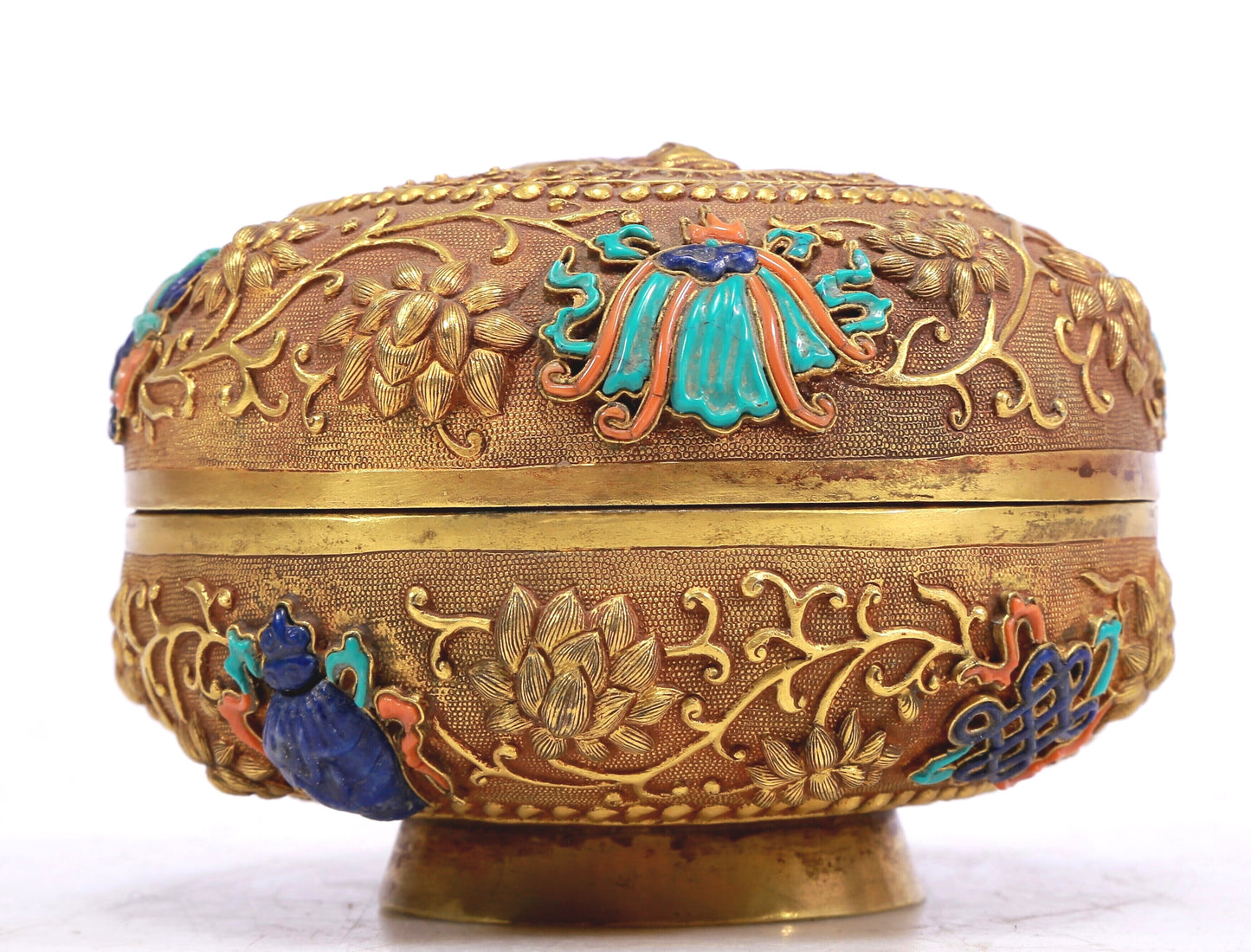 A Fantastic Gilt-Bronze Gem-Inlaid 'Scrolling Lotus& Buddha Shakyamuni' Box