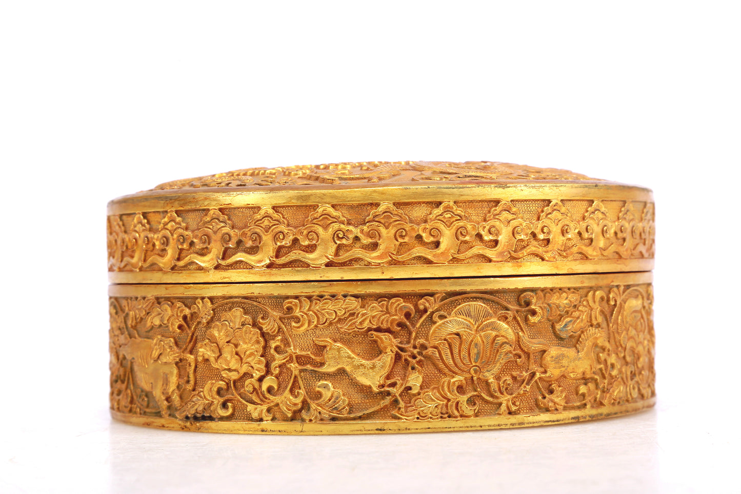 A Fantastic Gilt-Bronze 'Dragon& Auspicious Cloud' Box