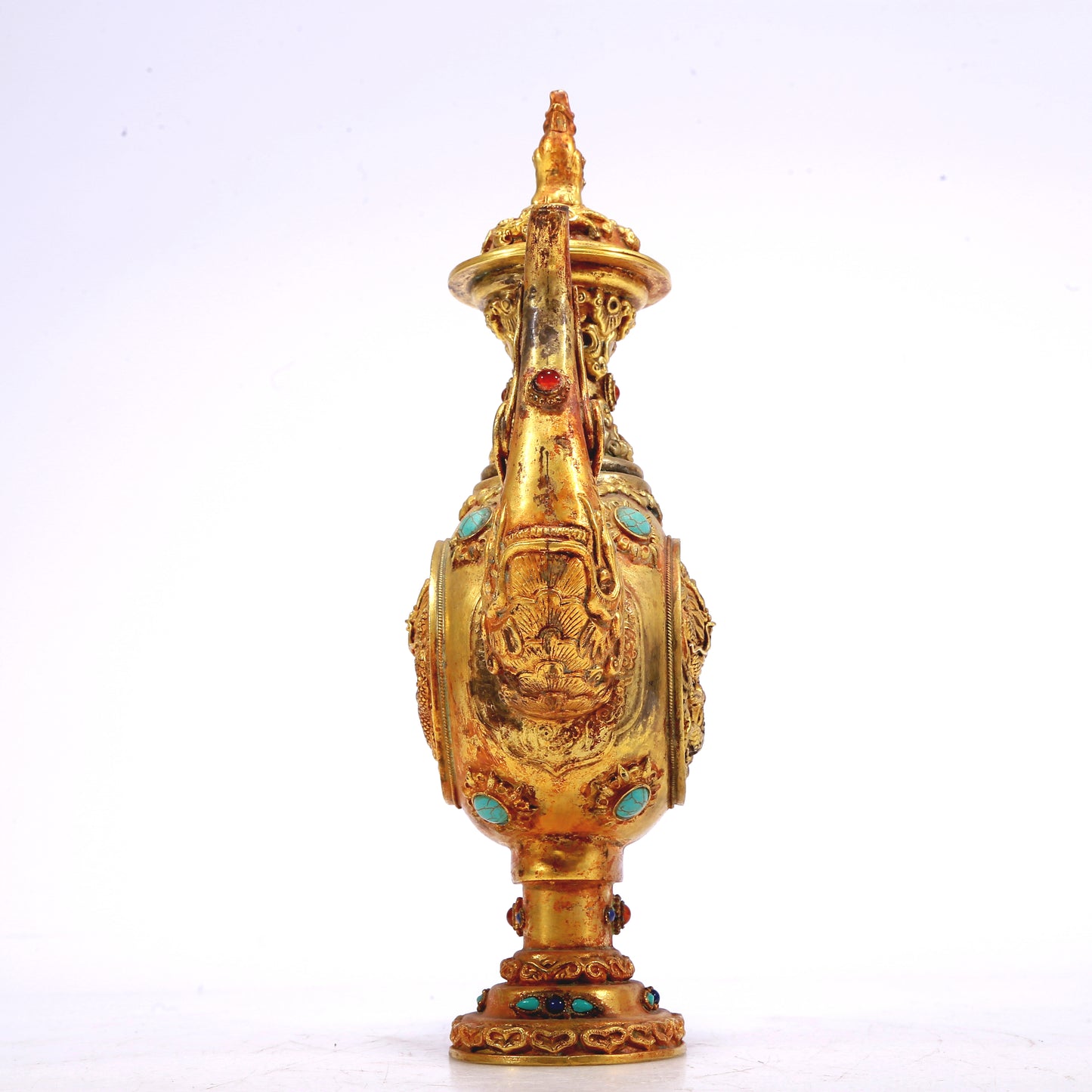 An Excellent Gilt-Bronze Gem-Inlaid 'Dragon& Auspicious Cloud' Ewer