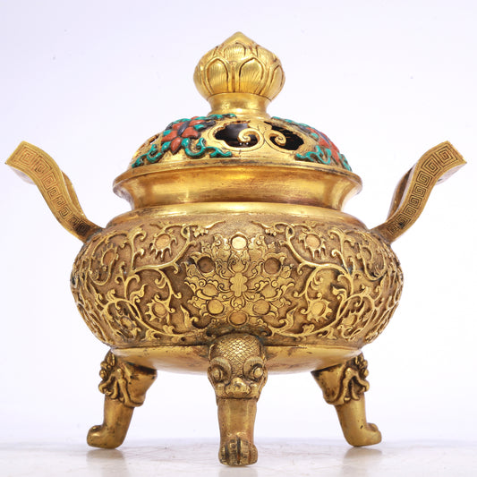 An Excellent Gilt-Bronze Gem-Inlaid 'Scrolling Lotus' Censer And Cover