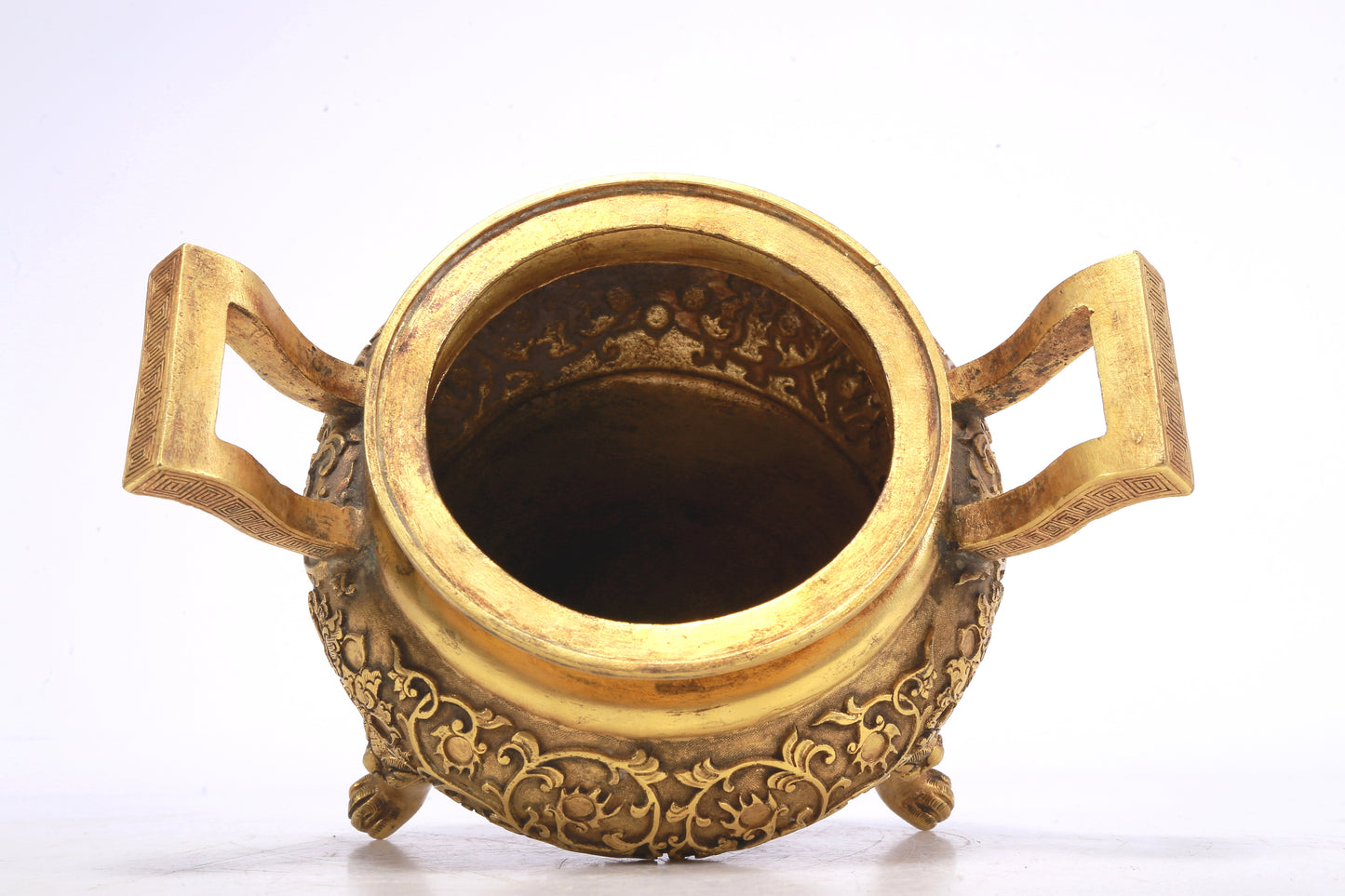 An Excellent Gilt-Bronze Gem-Inlaid 'Scrolling Lotus' Censer And Cover