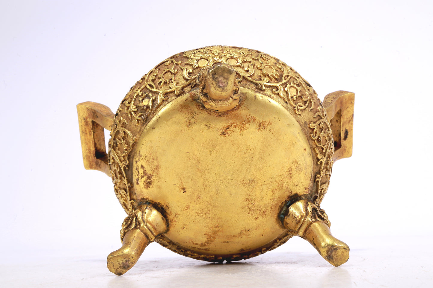 An Excellent Gilt-Bronze Gem-Inlaid 'Scrolling Lotus' Censer And Cover