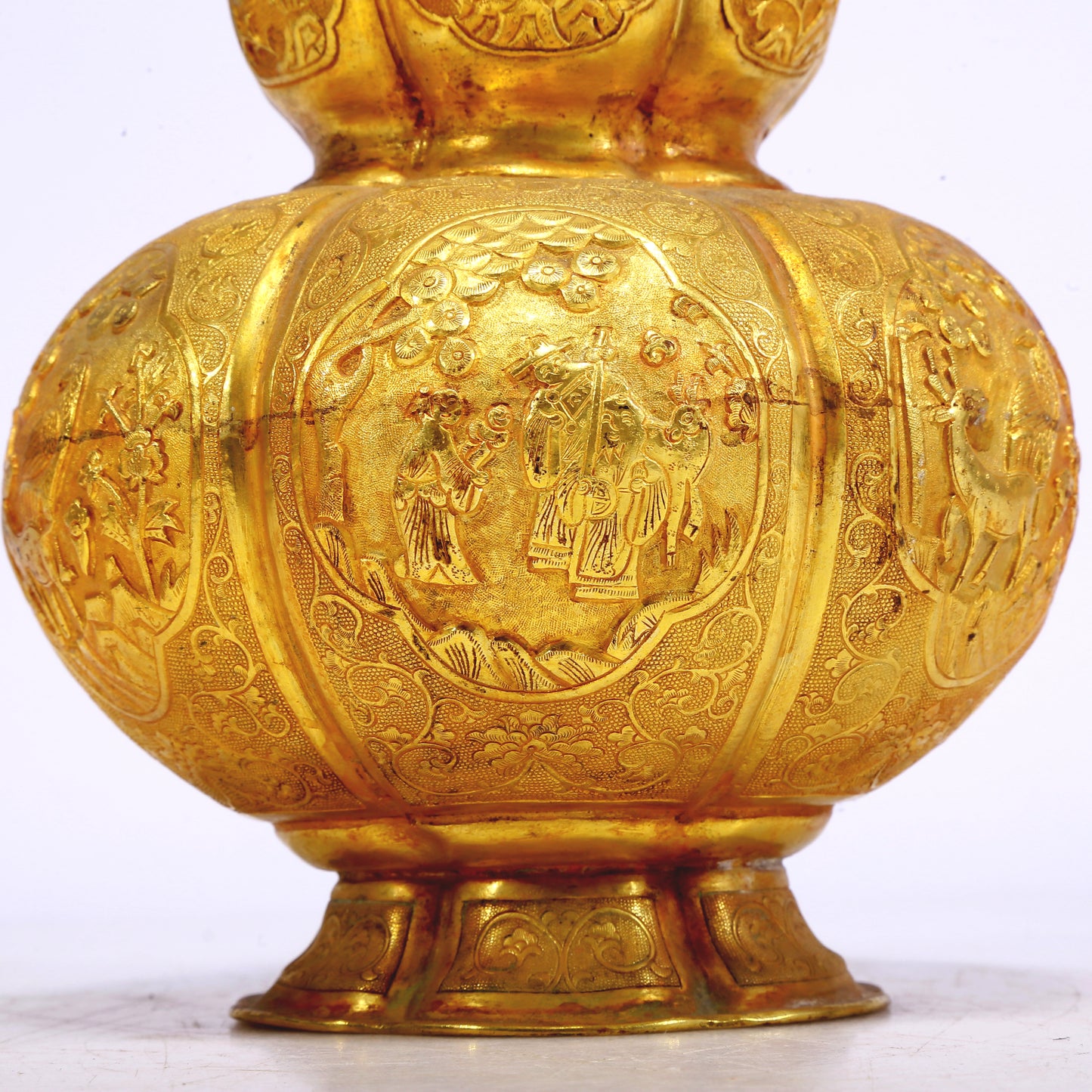 An Excellent Gilt-Bronze 'Scrolling Lotus& Figure' Gourd-Form Vase