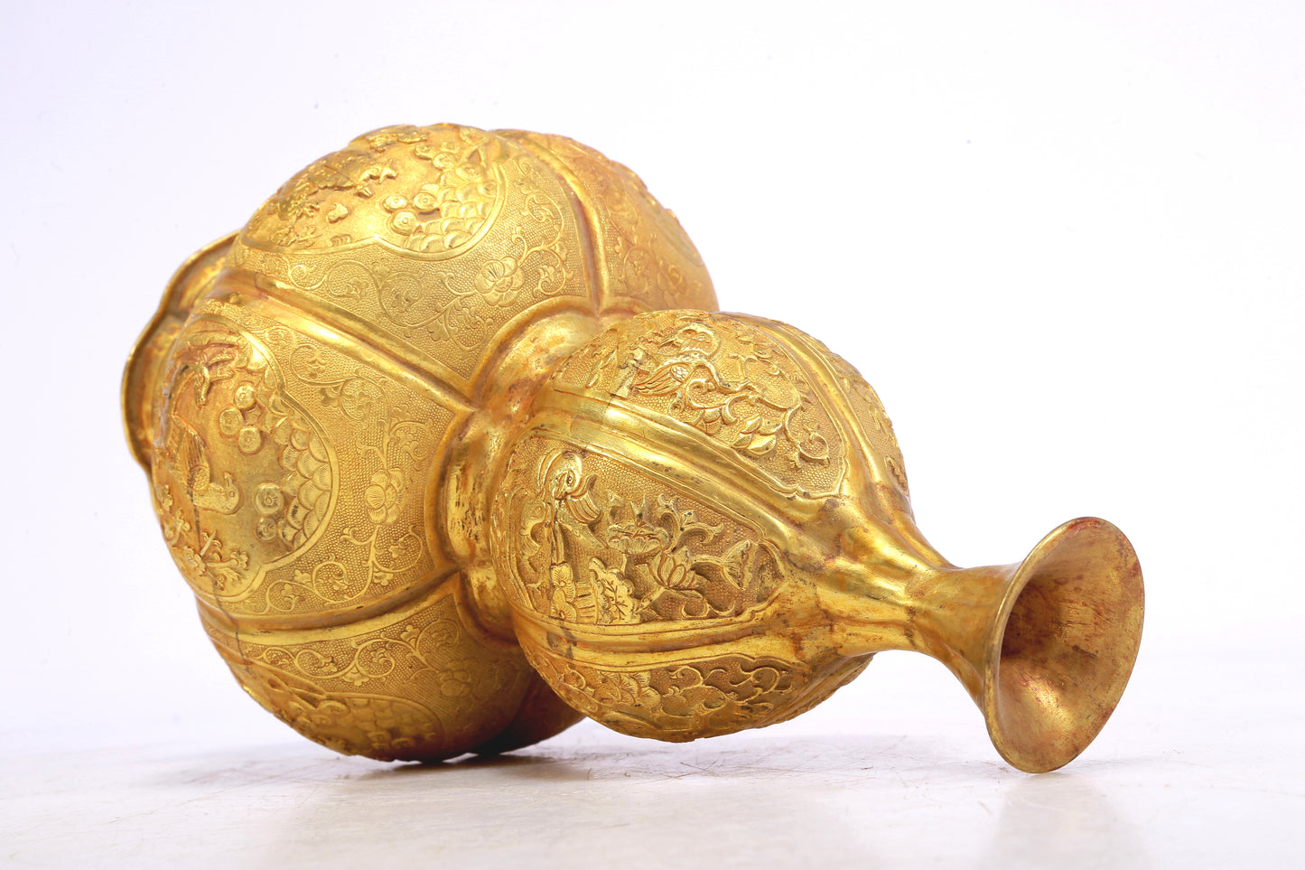 An Excellent Gilt-Bronze 'Scrolling Lotus& Figure' Gourd-Form Vase