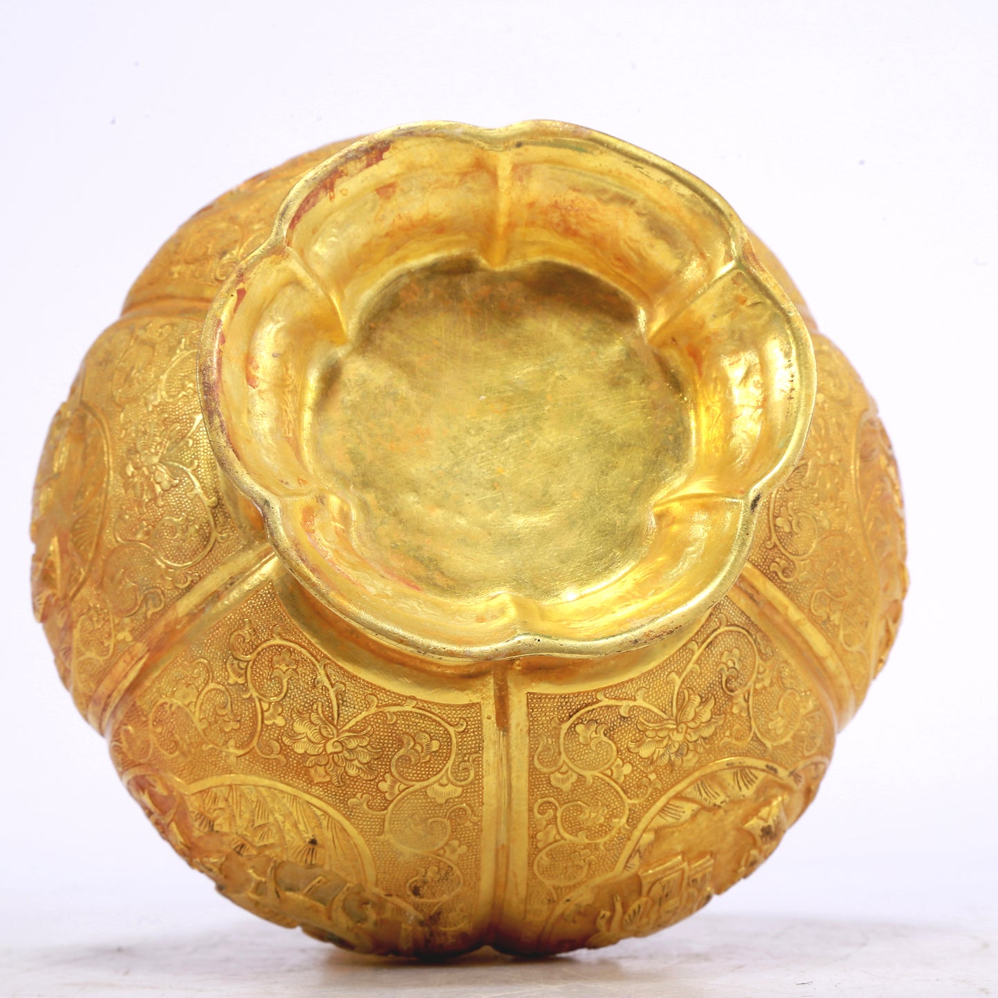 An Excellent Gilt-Bronze 'Scrolling Lotus& Figure' Gourd-Form Vase