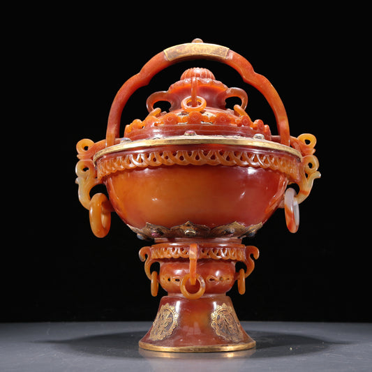 A Brilliant Agate Gold-Mounted Gem-Inlaid Censer With A Cover And An Overhead Handle