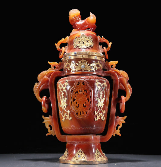 A Brilliant Agate Gold-Mounted 'Flower& Phoenix' Vase And Cover