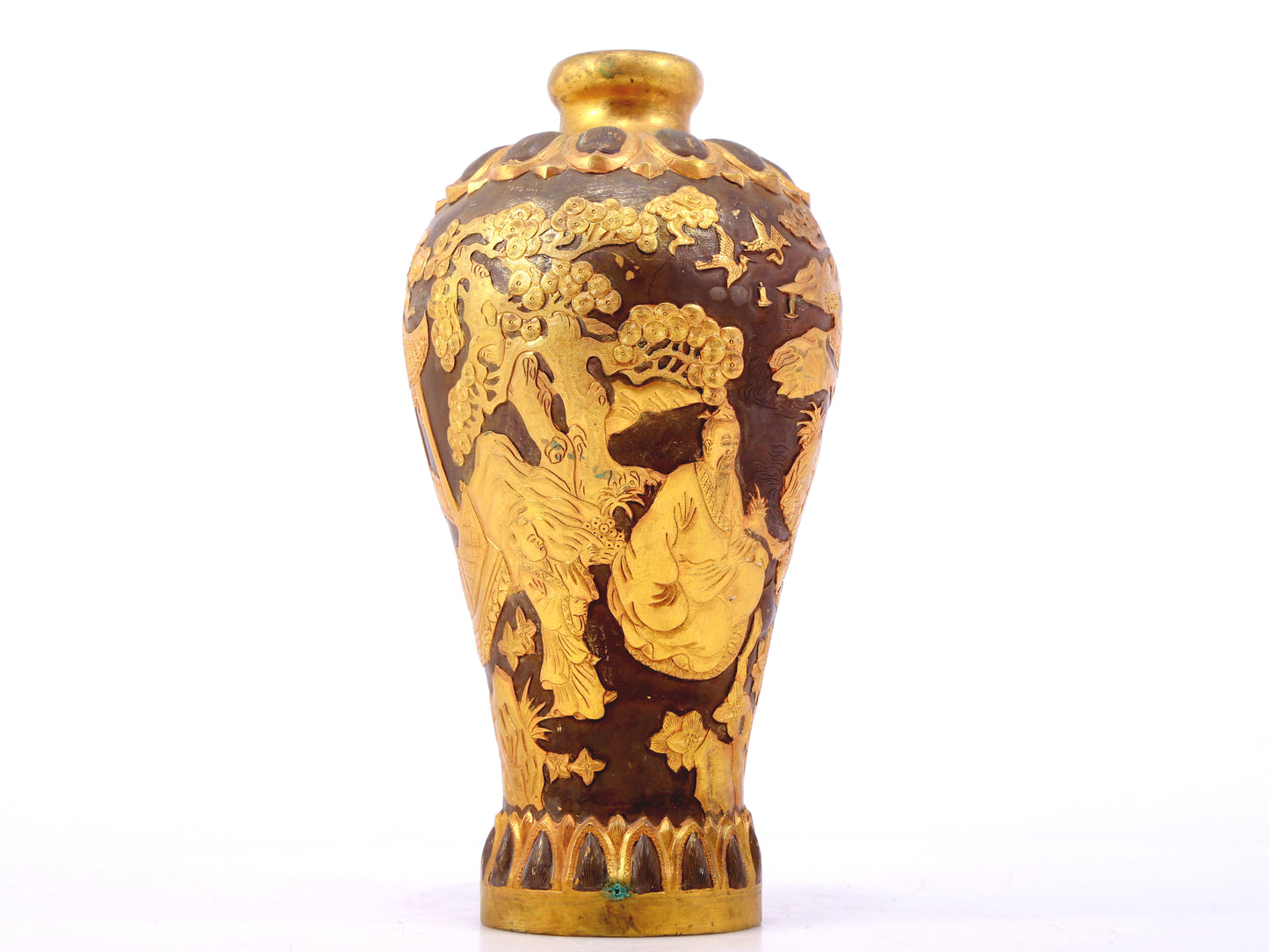 An exquisite gilt bronze vase with landscape and figure patterns